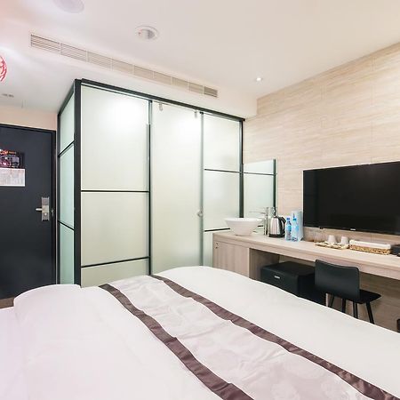 Sunrise Business Hotel - Ximen New Taipei City Bagian luar foto